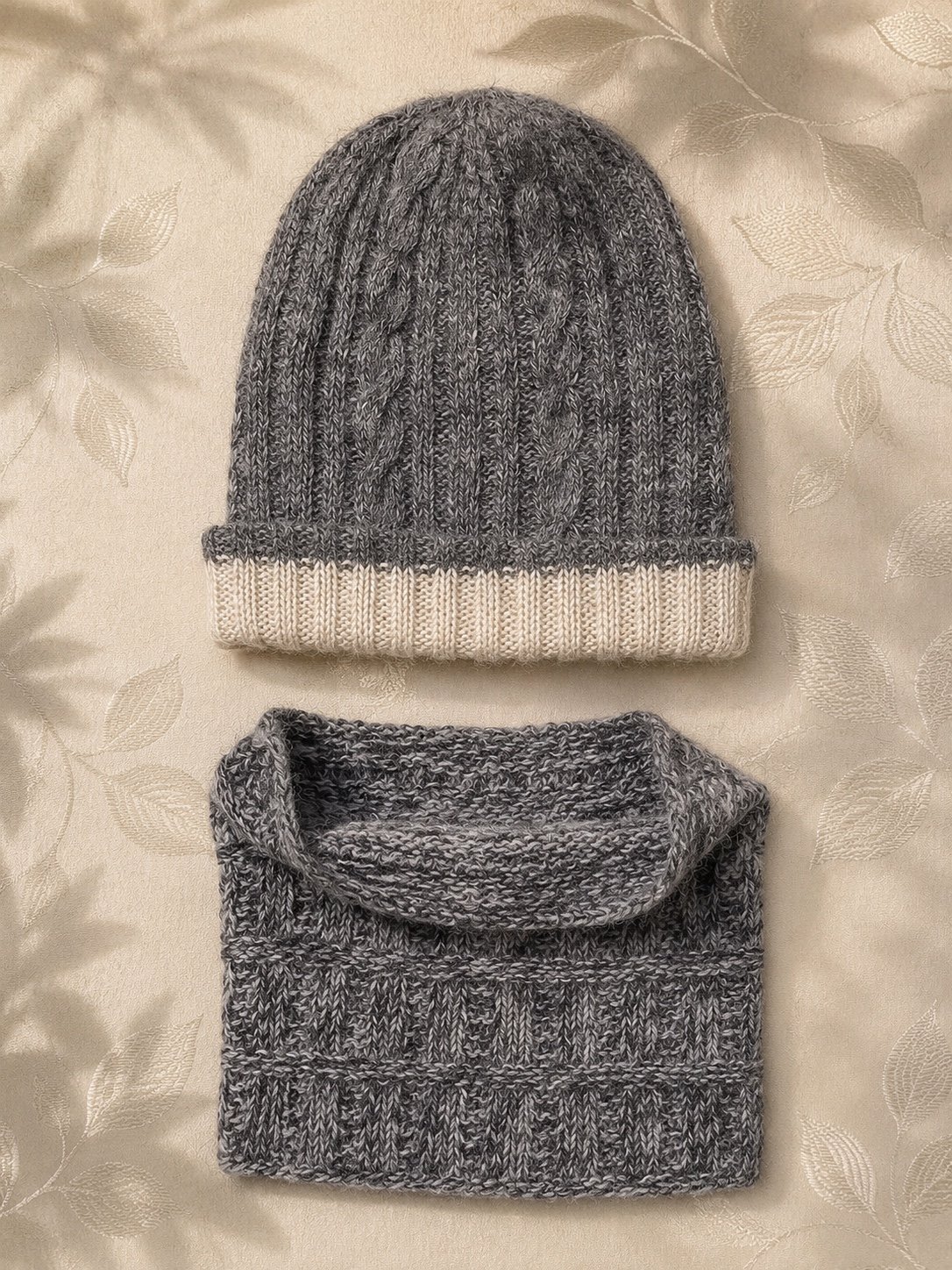 Gray alpaca hat and neck warmer set